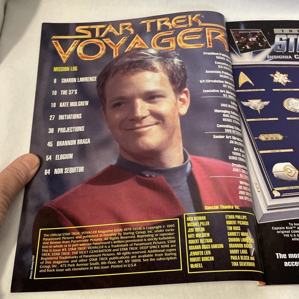 Star Trek Voyager #5 Magazine Feb 1996 Kate Mulgrew Starlog Official TV Sci-Fi - Picture 3 of 9